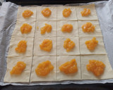 Foto del paso 5 de la receta: Hojaldres de mermelada y manzanas con canela
