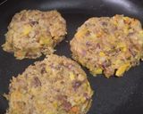 Foto del paso 5 de la receta: Hamburguesa de frijol, soja texturizada y vegetales🫘🧅🍔