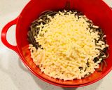 Foto del paso 2 de la receta: Tortilla de spaghetti de setas con queso