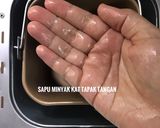 Gambar langkah 6 resipi Burger Ayam.