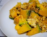 รูปขั้นตอนการทำที่ 4 ของ (คลีน)ฟักทองผัดไข่(ผัดน้ำ)