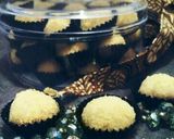 Foto langkah ke 5 dari resep Cheese Ball (Eggless).