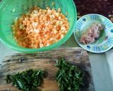 Foto langkah ke 1 dari resep Risoles isi Ragout Sayur.