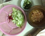 Hình bước làm 1 của món Bí nấu tôm khô