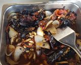 Foto del paso 3 de la receta: Lechón al horno y dorado a las brasas, con salsa de cacahuete