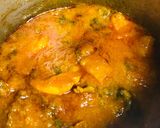 A picture of step 1 of Spinach & chicken curry !!!.