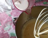 A picture of step 6 of Whipped Cream and Jam Bundt Cake.