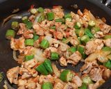 A picture of step 5 of Sinigang (sour soup).