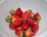 Foto del paso 1 de la receta: Ramo de fresas con chocolate