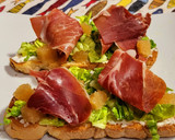 Foto del paso 5 de la receta: Tostas de jamón y más cositas 😋
