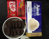 ઓરીઓ કીટકેટ શેક (Oreo KitKat Shake Recipe In Gujarati) રેસીપી સ્ટેપ1ફોટો