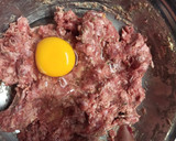 Foto del paso 1 de la receta: Hamburguesas de carne picada y avena