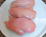 Foto del paso 3 de la receta: Pechuga de pollo a la crema de parmigiano reggiano y espinacas