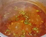 झणझणीत मटण रस्सा | मटणाचा रस्सा (Mutton Rassa Recipe in Marathi) रेसिपी स्टेप 5 फोटो 