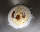 Une image de l'étape 2 de Pâte brisée au sirop d érable.