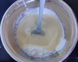 A picture of step 3 of Japanese cheese cake.