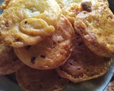 A picture of step 4 of Rabdi malai puri.