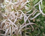Foto langkah ke 3 dari resep Urap Terancam | Urap Trancam | Urap Sayuran Mentah.