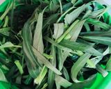 Foto langkah ke 1 dari resep Cah kangkung udang.