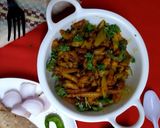 A picture of step 4 of Pointed Gourd sabji (parval).