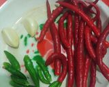 Foto langkah ke 1 dari resep Bumbu Pecal Homemade.