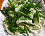 Hình bước làm 2 của món Măng tây xào bắp cải