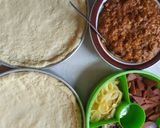 Foto langkah ke 5 dari resep Pizza Empuk.