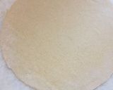 A picture of step 3 of Phulka roti, chapati.