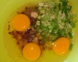 Foto langkah ke 2 dari resep Martabak Mie Telur (Dapur Mak Bee).