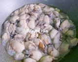 Hình bước làm 2 của món Cháo Hàu Nấu Nấm