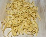 Foto del passaggio 7 della ricetta Pasta fresca all’uovo senza glutine🍝