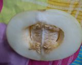 A picture of step 1 of Melon juice.