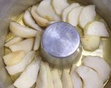 Foto del paso 4 de la receta: Torta invertida de peras 🍐