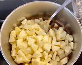 A picture of step 5 of Apple and Ricotta Cream Tart.