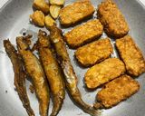 Foto langkah ke 9 dari resep Ikan Shisamo Goreng Bawang.