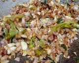 A picture of step 4 of South Indian spicy prawn gravy.