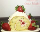 Foto langkah ke 6 dari resep Bolu Gulung Ekonomis - Strawberry Cheese Rollcake.