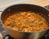 Foto del paso 5 de la receta: Lentejas con pollo y calabacín al curry rojo
