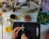 Foto del paso 6 de la receta: Ensalada de espinacas con tocino