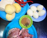 Foto langkah ke 1 dari resep Semur DTTK (daging, telur, tahu, kentang) Rempah.