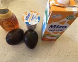 Joghurtos avokádó turmix recept fázis 1 fotója