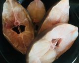 Hình bước làm 1 của món Cá ngừ bò kho keo