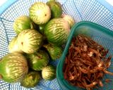 Foto langkah ke 1 dari resep Sambel terong teri pedas.