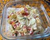 Une image de l'étape 12 de Salade de concombre et tomates à l’ananas, crème et oignon doux.