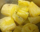 Foto del paso 1 de la receta: Masa para hacer yuquitas Fritas a lo Carmelita