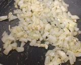 Foto del paso 4 de la receta: Fideuá con sepia y gambones