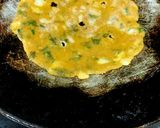 A picture of step 3 of Maharastrian Methi Thalipeeth.