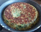 Pas rețetă Tortilla de cartofi și spanac! 4 fotografie