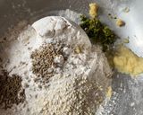 A picture of step 2 of Methi bhakhari.
