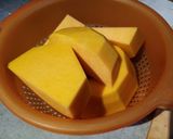 Foto del passaggio 1 della ricetta Zucca al rosmarino in friggitrice ad aria